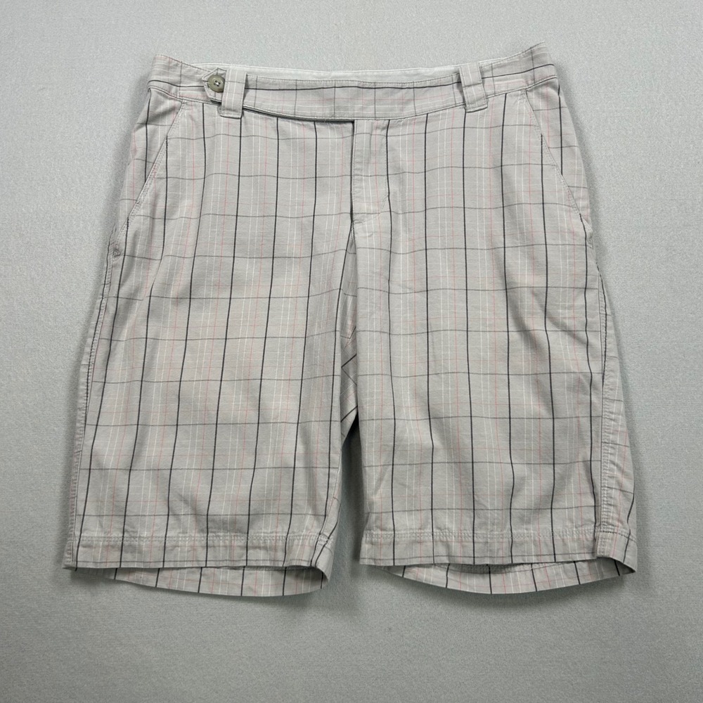 The North Face Womens ACTX Plaid Cotton Shorts Grey Black Red Size 6 Regular